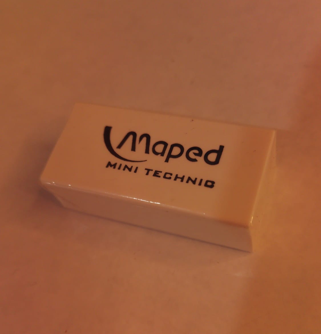 GOMA DE BORRAR MAPED 